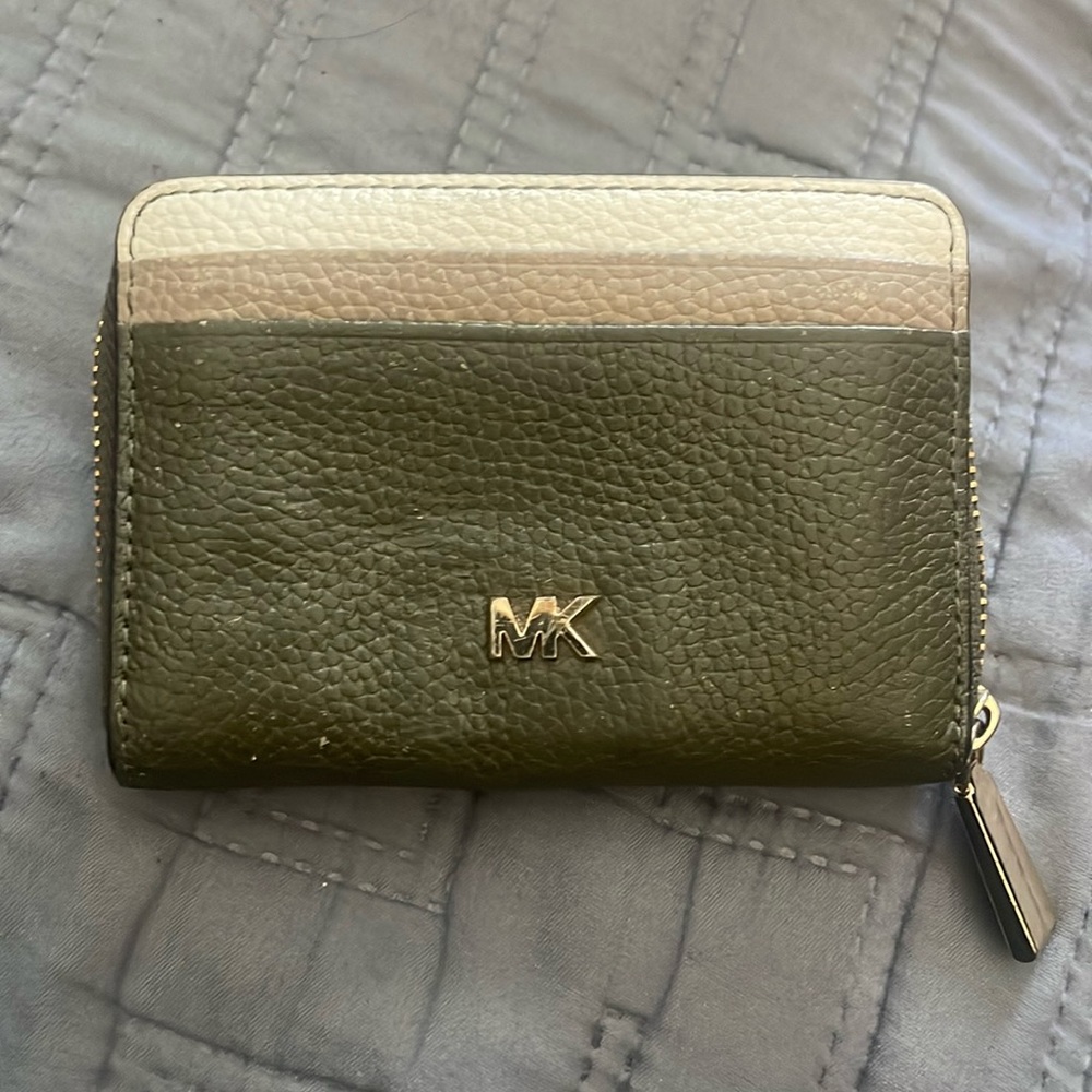Michael kors mini zip wallet